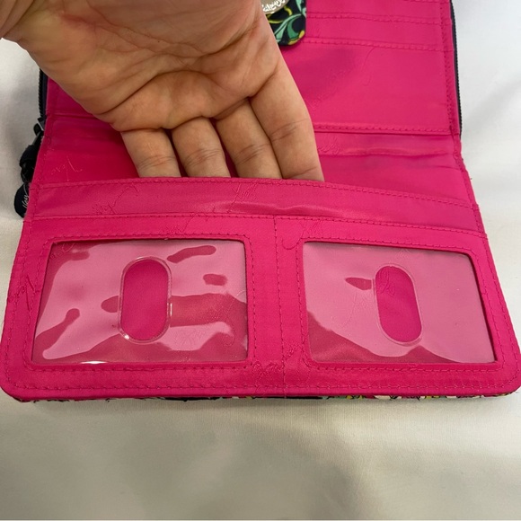 Vera Bradley Black and Pink Floral Wallet Dogwood KISS-n-Snap Wallet - Picture 7 of 10